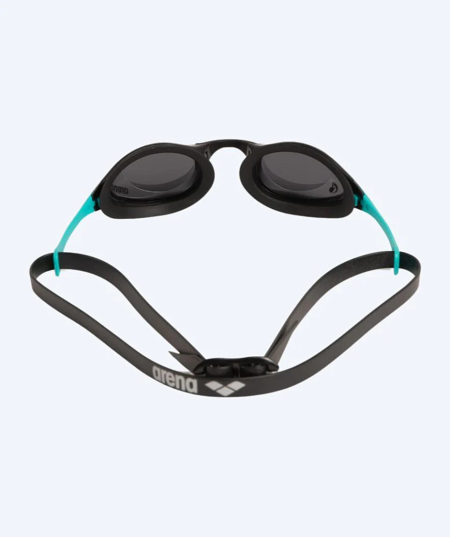 Arena Schwimmbrille - Cobra SWIPE Smoke - Schwarz/Hellblau - Image 4