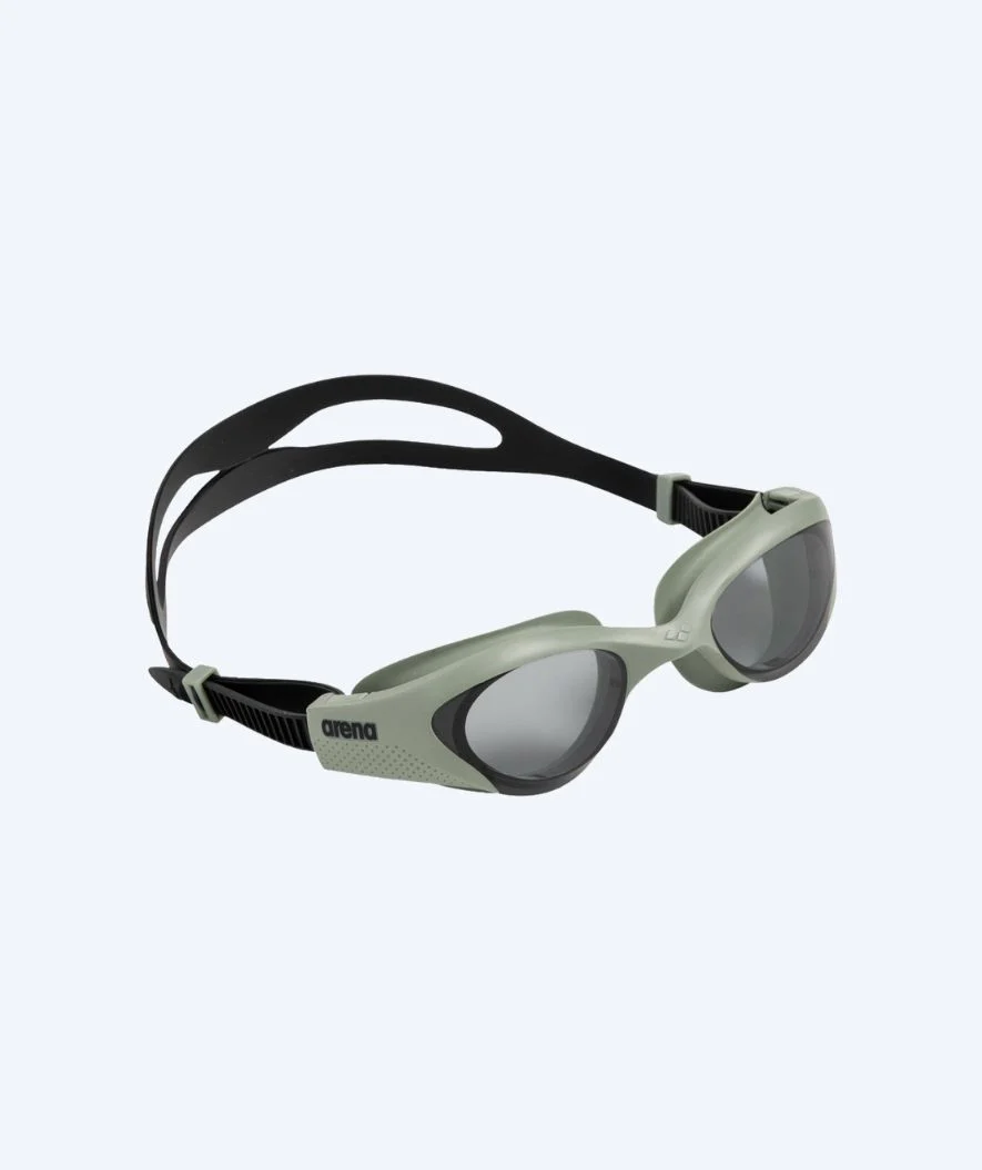 Arena Schwimmbrille für Freizeitschwimmer - The One - Schwarz/Grau (Smoke Scheiben)