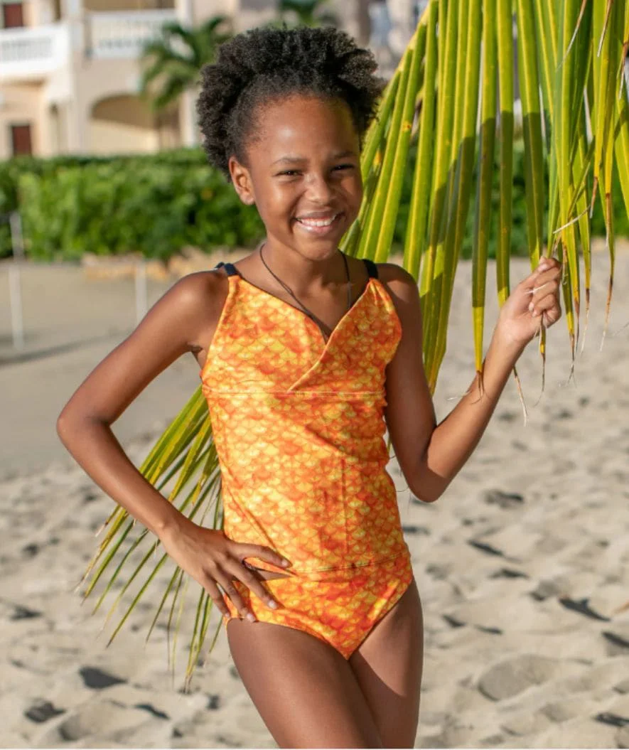 Fin Fun Tankini Top für Mädchen - Tropical Sunrise - Image 3