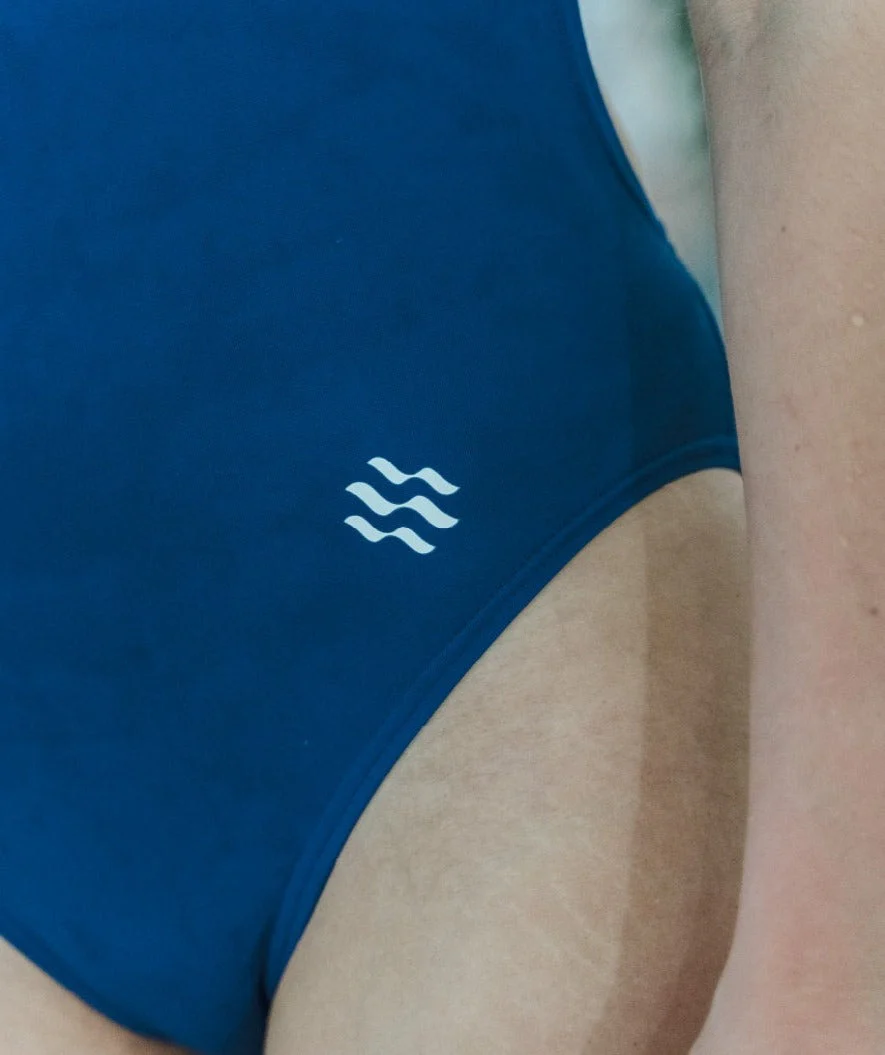 Watery Badeanzug für Damen - Swim Rider Solid - Marineblau Blau - Image 12