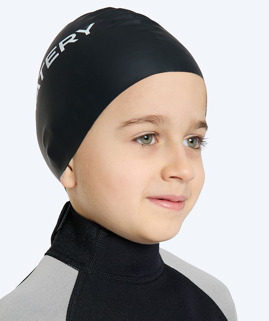 Watery Badekappe für Kinder (3-10) - Signature - Schwarz - Image 3