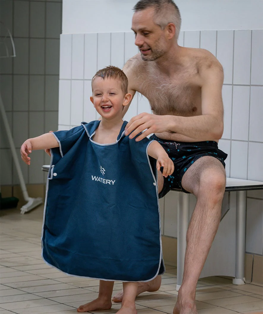 Watery Badeponcho für Kinder (1-6) - Mikrofaser - Schwarz - Image 7