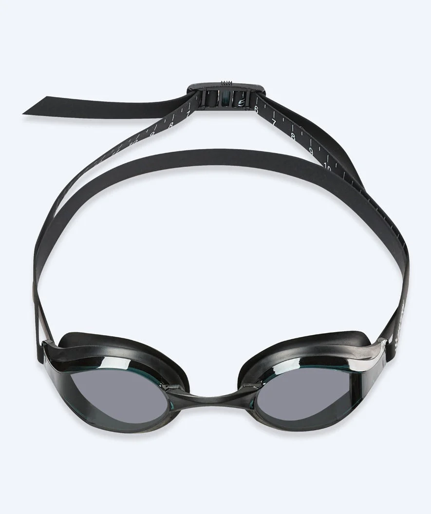 Watery Elite Schwimmbrillen - Poseidon - Schwarz (Smoke Scheiben) - Image 2