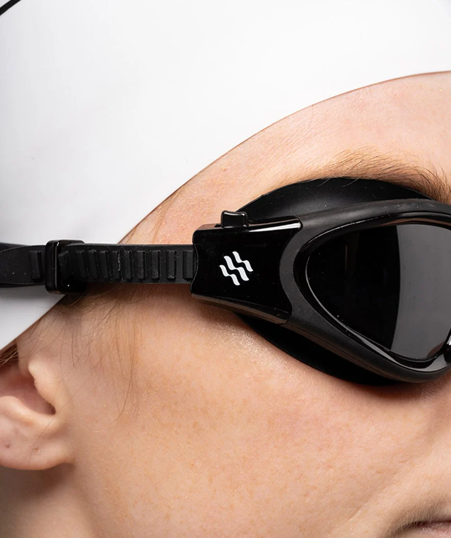 Watery Schwimmbrille für Freizeitschwimmer - Raven Active - Schwarz (Smoke Scheiben) - Image 13