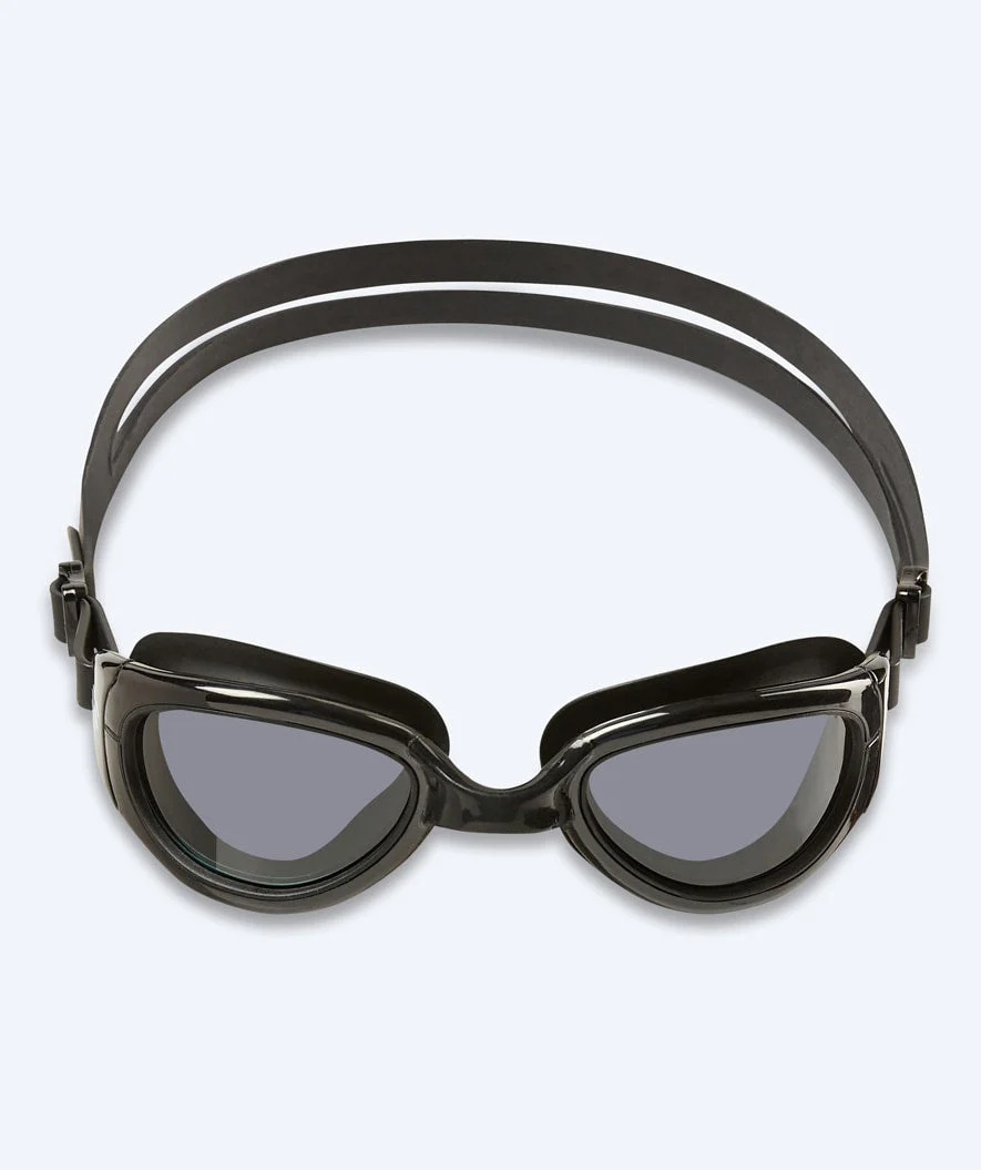 Watery Schwimmbrille für Freizeitschwimmer - Wade Active - Schwarz (Smoke Scheiben) - Image 2