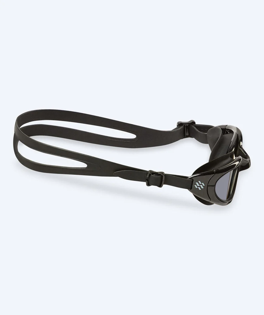 Watery Schwimmbrille für Freizeitschwimmer - Wade Active - Schwarz (Smoke Scheiben) - Image 4