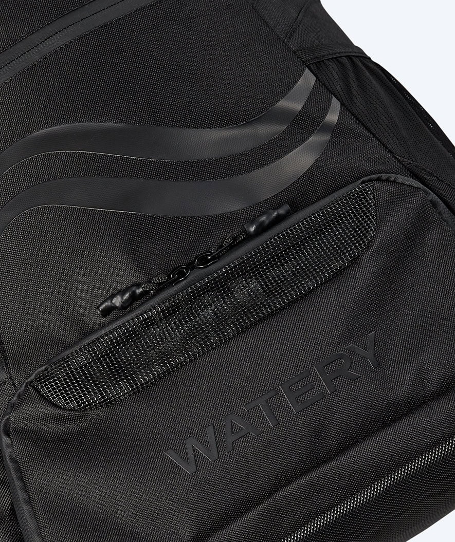 Watery Schwimmrucksack - Predator Ace 45L - Schwarz - Image 16