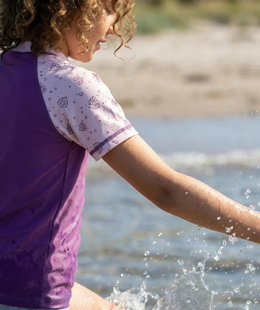 Watery UV Shirt für Kinder - Brandman Kurzarm Rashguard - Rosa/Lila - Image 8